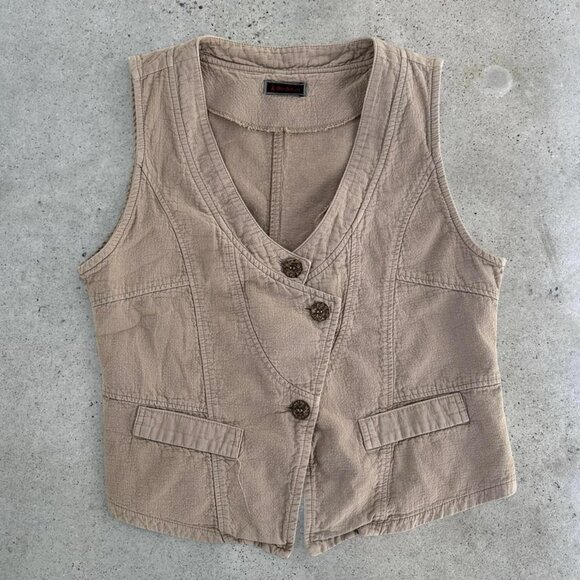 Tan asymmetrical button up vest - Picture 5 of 6